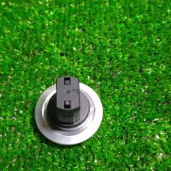 メルセデスベンツ MB W212 プッシュスタートボタン エンジンスタート ストップボタン スイッチの画像