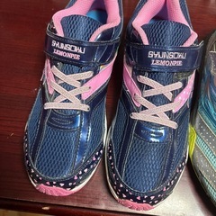 瞬足　23.24cm  女の子　ほぼ未使用　の画像