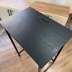 【無料！0円】山善(YAMAZEN) デスク (スタンディングデスク) 耐荷重60kg 2口コンセント アジャスター付き 幅70×奥行48×高さ101cm ブラック FSD-7048E(BK) の画像