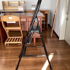 脚立3段【町田市再生家具】1204 Aの画像