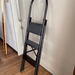 脚立3段【町田市再生家具】1204 Aの画像