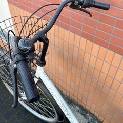 daccarat 自転車　白　おそらく27インチですの画像