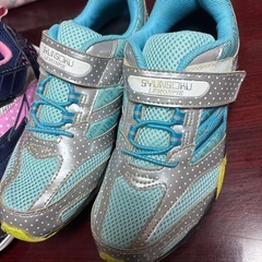 瞬足　23.24cm  女の子　ほぼ未使用　の画像