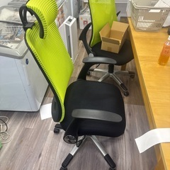 IKEAオフィスチェアの画像