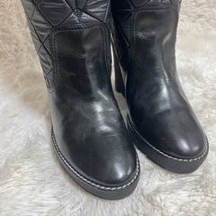 ✨️早い者勝ち✨️【極美品】バーバリーブルーレーベル キルティング ロングブーツ 23cm 黒の画像