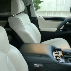 ❑全国自社ローン対応❑      ●平成27年12月登録レクサスLX570 4WDの画像