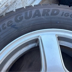 YOKOHAMA ヨコハマ iceGUARD iG60  スタッドレス 冬用タイヤ 4本セット 
195/65R15 2022年29週の画像