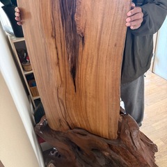 木彫りの観音様の画像