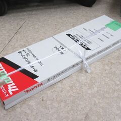 makita マキタ 40vMAX ポータブルバンドソー 専用スタンド＆ブレード付き PB001GRDX G-2576の画像