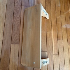 カントリー調　　取付棚　の画像