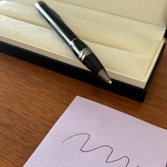 新品箱入りモンブラン スターウォーカーボールペンの画像