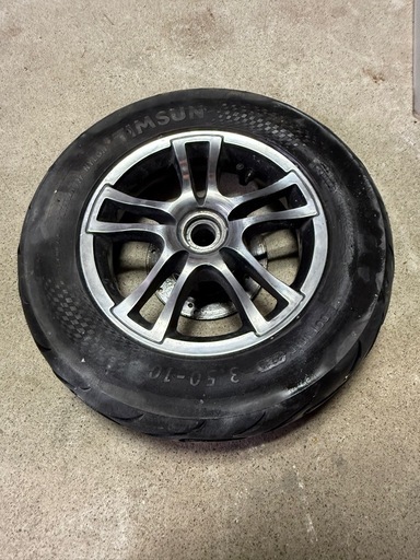 V125 社外ホイール   フロント