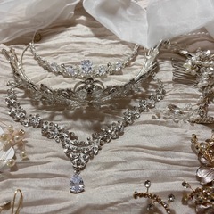 ブライダルヘアアクセサリーの画像