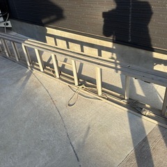 連はしご 2連 梯子 脚立 / 縮長約460cm / 中古品 ※お引取限定の画像