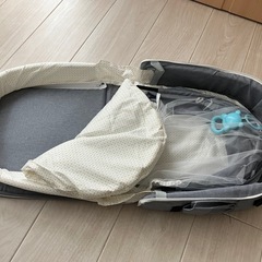 赤ちゃん携帯ベッド折り畳みの画像