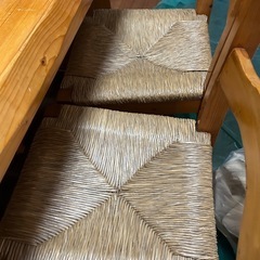 テーブル、イスの画像