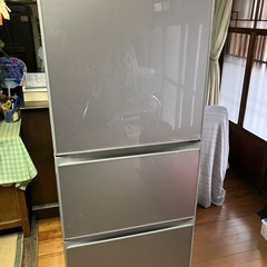 冷蔵庫　2017年式　330ℓの画像