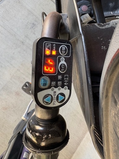 子ども乗せ電動自転車　(修理必要)