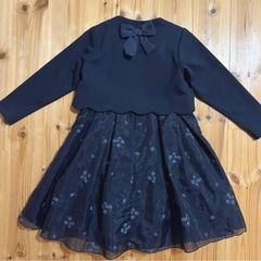 フォーマルドレス　入学式　卒園式　110センチ　アプレレクール　ボレロ２枚　ブラウス付の画像