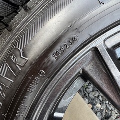美品⭐︎グッドイヤー　アイスナビ7 スタッドレスタイヤ&ホイール17インチ4本セットの画像