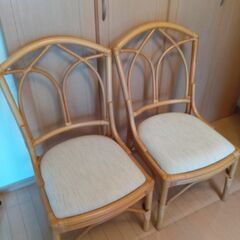 ラタン製ダイニングチェア2脚セット　椅子