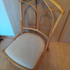 ラタン製ダイニングチェア2脚セット　椅子の画像