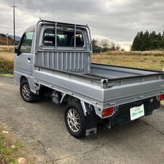 サンバートラック 車検9年12月 5速MT 4WD ナビ BT TV Tベル交換済 USB エアコンの画像