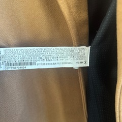 ZARAキャメルコートの画像