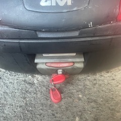 GIVIトップケースE470の画像