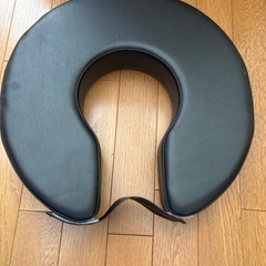 日本製　病院のＵ字クッション　円座クッションの画像