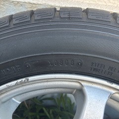 スタッドレスタイヤとアルミのセットの画像