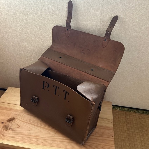 フランスアンティーク　使い込まれた　郵便バック　希少