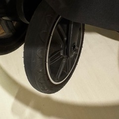 nuna TRIV next キャビア（日本限定モデル）の画像