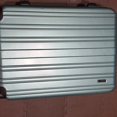 旅行用
スーツケースの画像