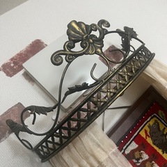 salut!【antique】ベッドクラウンの画像