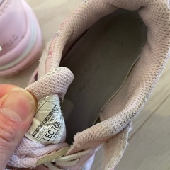 瞬足スニーカー女の子18.0㎝の画像