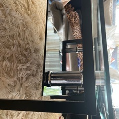 無料・強化ガラステーブルの画像