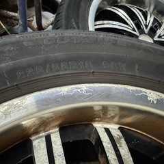 ハイエース/HIACE タイヤ2本の画像