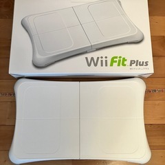 【値下げしました】任天堂Wii(ジャンク品)+Wii Fit+ソフト5本の画像