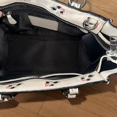 コーチカバンの画像