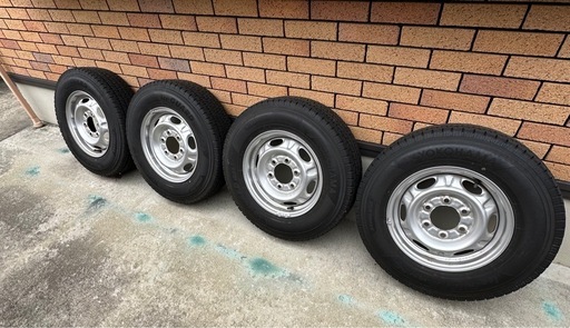 ④175/80R15スタッドレスタイヤ純正ホイール付き24年32周目製造 ④175/80R15スタッドレスタイヤ純正ホイール付き24年32周目製造 ④175