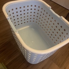 【お譲りします】洗濯かご　ランドリーバスケット　2つの画像