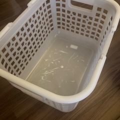 【お譲りします】洗濯かご　ランドリーバスケット　2つの画像