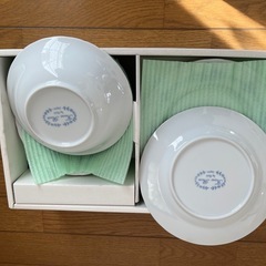 お皿、10枚組の画像