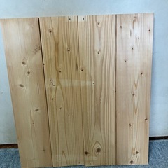 板の端材4枚の画像