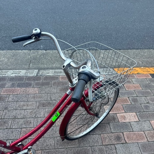 大人用自転車26インチ、3段ギア、鍵付き、ライト付き、赤、ママチャリ