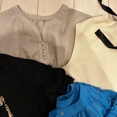 レディース　トップスの画像