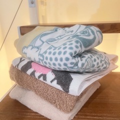 used 生活感の出にくい色！バスタオル、IKEAの分厚い大判ハンドタオルなどの画像