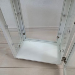 ガラス収納ケースの画像