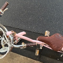 子供用 16インチ 自転車 ピンク 補助輪ありの画像